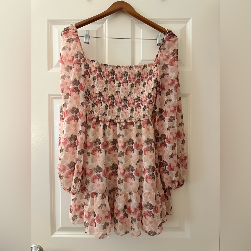 Aritzia Wilfred Tempest Mini Dress in Light Birch/Poetic Pink; Size M